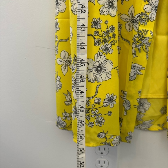 NWT Gianni Bini Aida Floral Print Off-the-Shoulder Button Front Midi Dress Sz XS - Picture 4 of 13